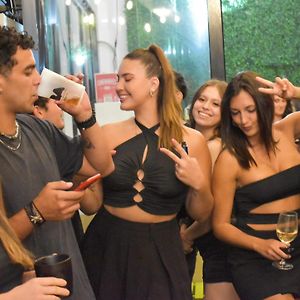 Tequila Sunrise Hostel Surfers Paradise